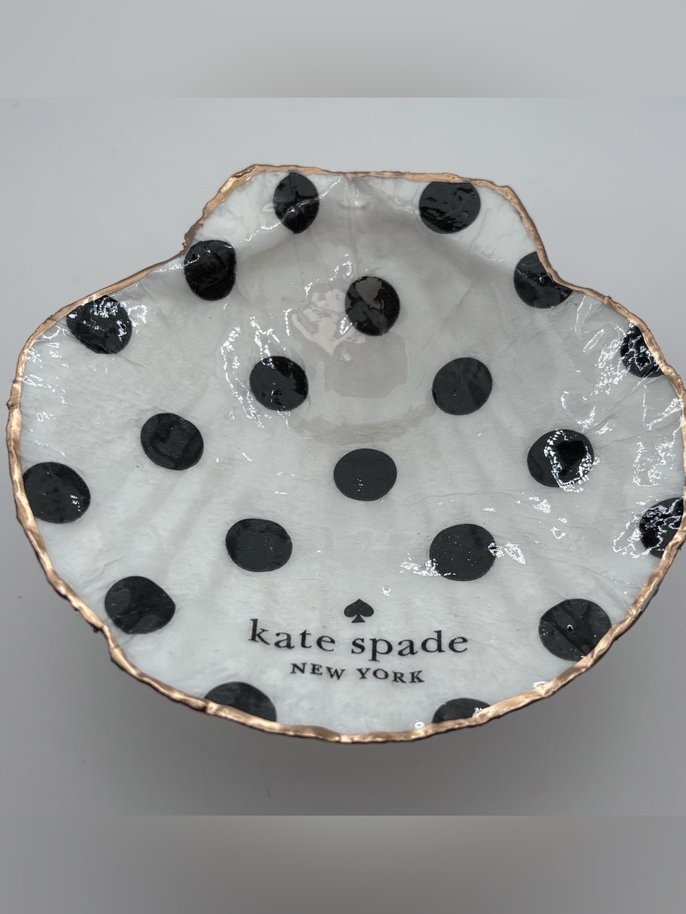 Kate Spade Branded Polka Dot Shell Trinket Dish - Picture 3 of 4